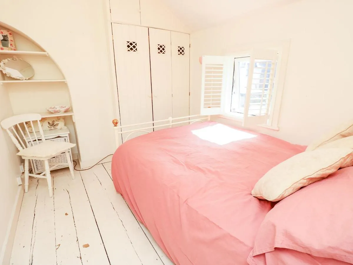 Foxglove Cottage Christchurch  Christchurch (Dorset)